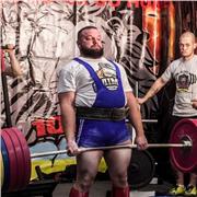 Professional powerlifting, work with fitness and bodybuilder, create a food strategy
